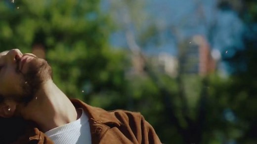 Claritin TV Spot, 'Dog Walk' Song by Big Boss Vette