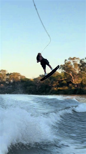 Exploring Bundy: Boat Life and Wakeboarding Adventures