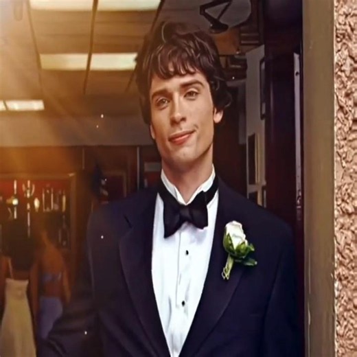 pov: most handsome men of 2000s - tom welling edit #looksmaxxing #shorts #tomwelling #trending