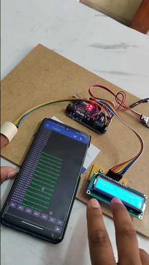 Non-invasive Glucometer with Bluetooth monitoring using Arduino UNO