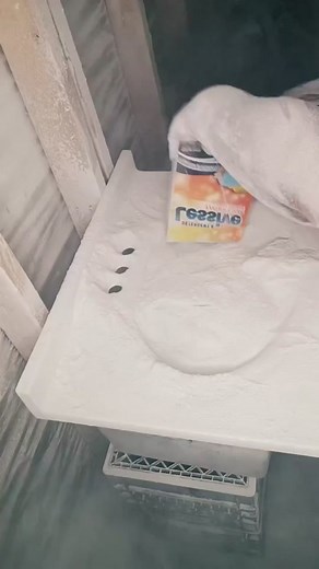 Hey loves, may today be great. Here's a clip from yesterday's live. All the clips I post will be out of order, short and long. #powdercommunity #powdergarage #powderfalls #cornstarch #comet #dusty #powdersqueezes #ajax #BKF #highfalls #lowfalls #babypowder #LIVEhighlights #TikTokLIVE #LIVE