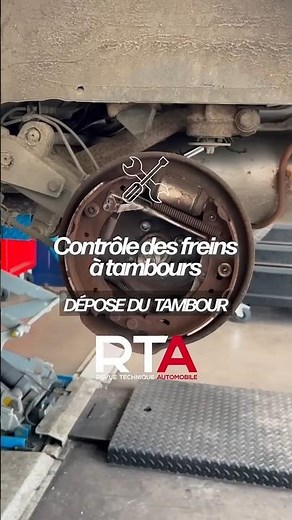 Contrôle des freins à tambours : dépose du tambour