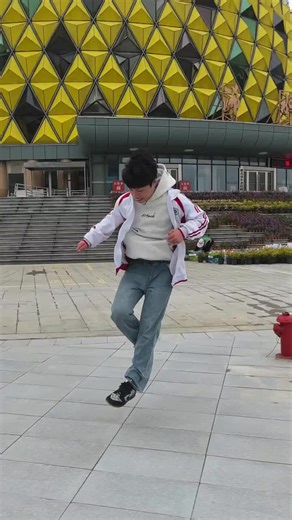 airwalk #moonwalk #airwalk #tutorial #dancechallenge #dance | moonwalk