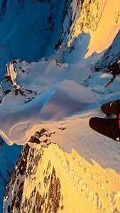 Wishing you all an amazing slide into the NEW YEAR! 🥳🥂🍀 2 o 2 6 loading… more adventures with you incoming 🚀🤟 . . . #newyear #2026 #mountainadventures #mountaineering #povreels | Pascal Schumacher