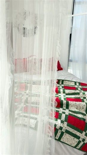 Lakehouse Plaid Christmas Pre-Cut Quilt Kits drop TOMORROW at 10am MT at quilt101.com. Get ready to snuggle up in all this Christmas-cozy goodness! This Lakehouse Plaid pattern is designed by Ritual Quilt Company and finishes at 56”x75”. This kit features fabric from the Mistletoe & Holly fabric collection by @flamingotoes for @rileyblakedesigns. This quilt is great for a confident beginner quilter. This kit comes Pre-Cut and ready to sew. This kit includes 5.3 yards of fabric, pre-cut into over