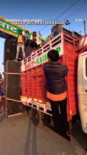 DJ pari. moradabad 💥app ke chandausi 📍 me aa raha hai 🔱