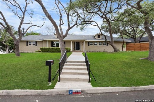 1307 MOUNT VIEJA DR, San Antonio, TX 78213 | Estately 🧡 | MLS# 1960485