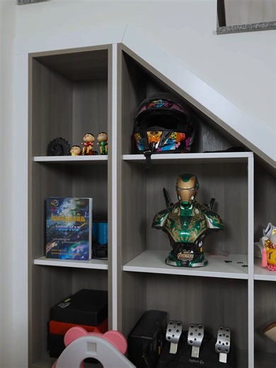 🎮 ត្រឡប់មកលេងហ្គេមវិញដោយភាពជឿជាក់! តស់មកមើលរបៀបដែល Mengly អាប់ហ្រ្គេដ Skin ថ្មីក្នុង Mobile Legends ឱ្យកាន់តែឡូយតាមរយៈ Codashop ហើយបង់ប្រាក់យ៉ាងរហ័សជាមួយធនាគារ វីង។ បញ្ចូលទឹកប្រាក់ថ្ងៃនេះ ដើម្បីឱ្យហេរ៉ូកាន់តែខ្លាំង ហើយថែមទាំងមានឱកាសឈ្នះសាច់ប្រាក់ $100 ជារៀងរាល់ខែទៀតផង។ កុំឱ្យឱកាសល្អនេះរំលងផុតឱ្យសោះណា! ប្រូម៉ូសិននឹងបញ្ចប់នាថ្ងៃទី 23 ខែមីនា ឆ្នាំ 2026 នេះហើយ! 🌐 ដឹងបន្ថែម៖ https://bit.ly/4shptXe 🎮 បញ្ចូលលុយនៅលើ Codashop ឥឡូវនេះ៖ https://www.codashop.com/en-kh/mobile-legends 📲 ដោនឡូតអេ Wing Bank