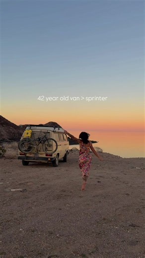 Everyone wants a Sprinter until they realize character doesn't come with a payment plan. I do wish I had AC #VintageVan #ClassicVW #NomadLife #ChaseTheSun