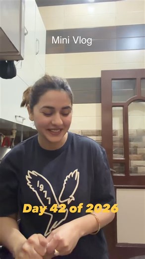 Kamal Kaur on Instagram: "Phir main ghar ai ghar aakar laksh ke liye dinner bnaya uska milk bnaya Phir path ke liye sabki outfits nikal kr iron finishing krke ek side pe rakhi Phir do baar laksh ke night suits change kiye Uske 50 tantrums jhele 2:45am pe jaakr mushkil se sulaya use Right now it’s 3:33am and mujhe subah 5am uthna hai Mummmmyyyyyyyyy😫😫😫😫😫😫😫 Shaadi tk m zombie ban jaungi😭 AND THIS IS HOW I ACTUALLY ENDED MY DAY😮‍💨 #momlife #shaadipreparations #minivlogreels"