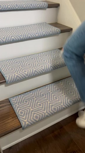 we make carpet stair treads perfect for pets and surfing! 😆 #fyp #oakvalleydesigns #petfreindly #carpet #stairtreads #diy
