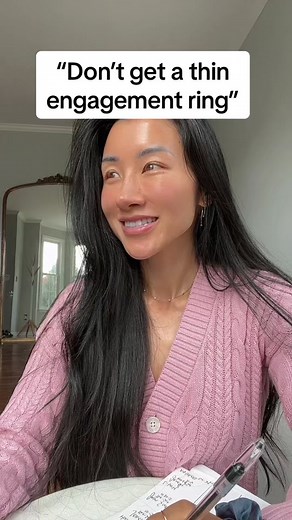 Say no to paper clips😂 #thinengagementring #bijoulab #moissaniteengagementring #moissanitevsdiamond #labgrown #moissanitering #moissanite #greenscreen