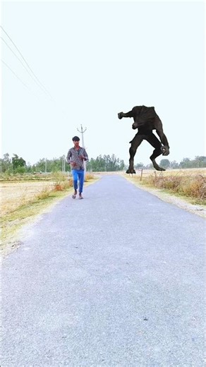 Bhediya 🐺🤯 #vfx #magic #funny #funnyvideo #shortvideo #shorts #abhayraj0670 #bhediya #wolf #attack