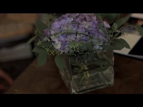 How to Decorate for a Small Backyard Casual Wedding : Wedding Decor