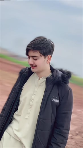 Exploring the Feeling of Love in Slow Motion