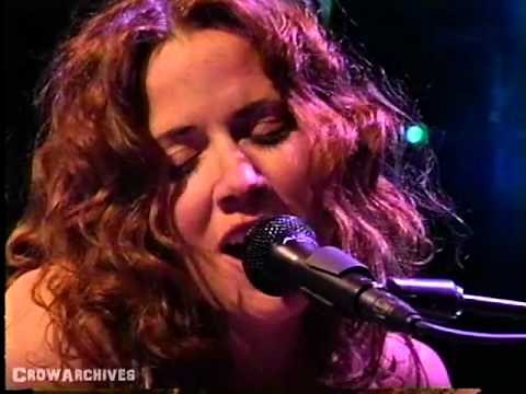 Sheryl Crow - Unplugged Concert in Brooklyn, NY (Full - 10 songs - 45 min)