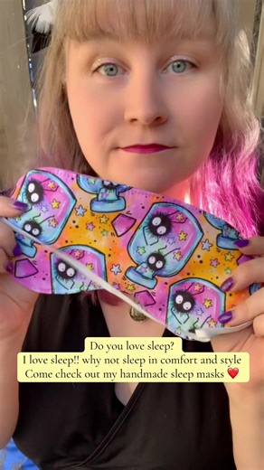 Each sleep mask is lovingly handmade with soft, cozy fabrics to bring comfort and calm to your rest. Thoughtfully crafted to gently block out light, these sleep masks help create peaceful moments at the end of a long day. Made by a one-woman small business that pours heart into every stitch, they’re designed to make your nighttime routine feel a little more comforting and special. 💛#handmadegifts #sleepmask #sleepyhead #smallbusiness #canadianmade