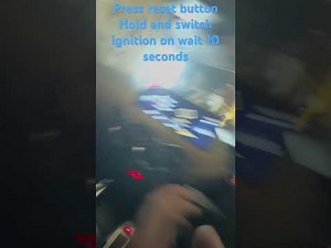 Comment réinitialiser le service sur la DS 3 Crossback?