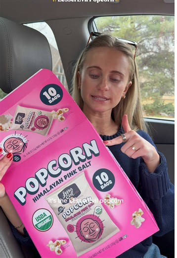 This is the best popcorn ever I’ve got my whole family hooked on it!! 🍿🍿🍿#lesserevilpartner @LesserEvil Snacks