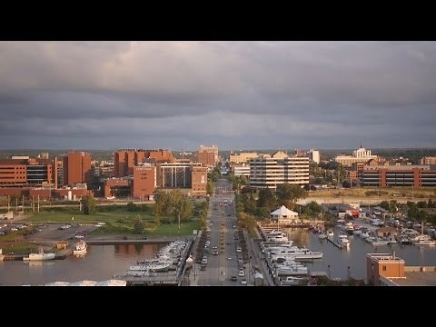 The Truth About American Towns That Welcome Refugees