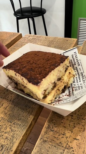 Authentic Italian Pizzetta at Via Vai Adelaide | Food Tour & Recommendations