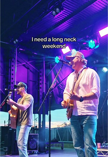 Long Neck Weekend: A Celebration of Drinking Songs