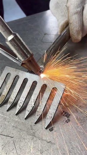 Automatic wire feeding ensures one-time weld formation, eliminating the need for grinding.