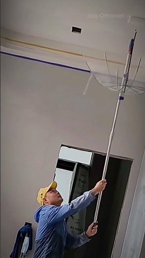How to paint ceilings without staining the floor? A brilliant trick!