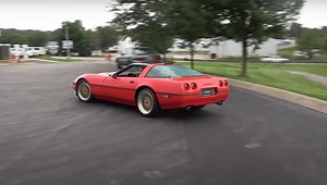 Voici la seule et unique Corvette V12 !