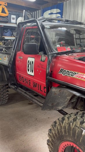 Life‘s been a bit busy lately so better get on and get race truck finished . | Gone Wild Racing