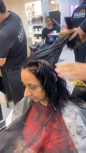 Lets Learn about curly Hair Cutting and Manegment / How To Layers For Curly Thick Hair #tutorialvideo #tutorial #layerhair #haircut #HaircutTransformations #fblifestyle #layering | alis midaas 8