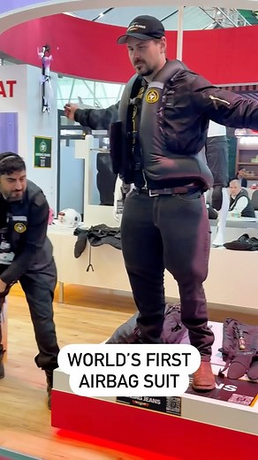MOCYCLE on Instagram: "98% of motorcyclists survive accidents, but most suffer serious injuries. What if we could change that? Introducing the Mo’cycle Full-Body Airbag Suit, the next evolution in rider safety. Inflating in milliseconds upon impact, it absorbs crash forces and protects your spine, hips, thighs, chest, and tailbone. Because surviving isn’t enough—it’s time to ride protected."