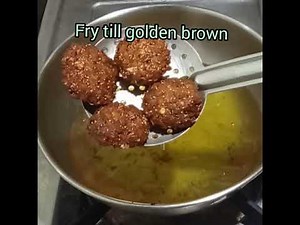 teatime snack soya crunchies. crunchy crspy soyachunks vada