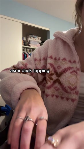 #asmr #asmrsounds #asmrtriggers #desktapping #sleepyasmr | ASMR