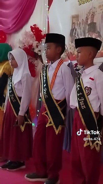 #fazul_masyaallah Pemasangan selembang bagi murid Tahfidz 1 juz.