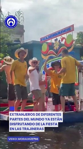 Así disfrutan los extranjeros las trajineras de Xochimilco