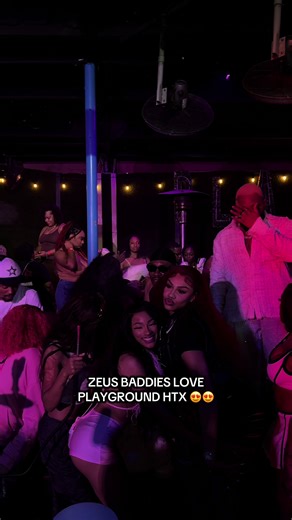Both of Zeus baddies pulled up to celebrate 😍😍 BOOK NOW AT PLAYGROUND HTX 📲 TEXT 832-630-5416 FOR MORE INFO 🥰 #playgroundhouston #barsinhouston #zeusnetworkbaddies #houstonnightlife #clubsinhouston