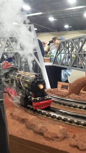 Black and Red Tinplate Train Smoking! #modeltrains #oscale #train #trainsmoke #tinplate