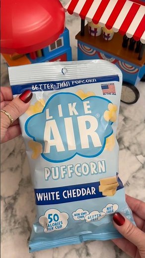 Like Air White Cheddar Puffcorn! #shorts #asmr #snacks #satisfyingvideo