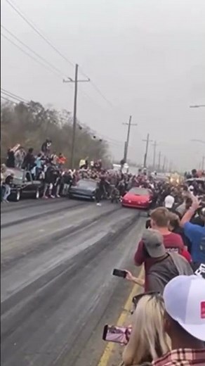 Beater Bomb vs Chickenhawk at PAD WARZ in NOLA #street #ford #racing #usa
