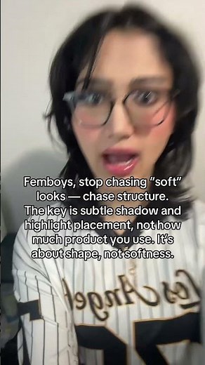 Makeup style structure is better than soft