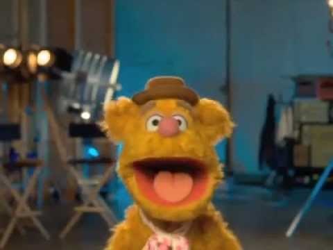Fozzie Bear - The Muppets - "Mahna Mahna"