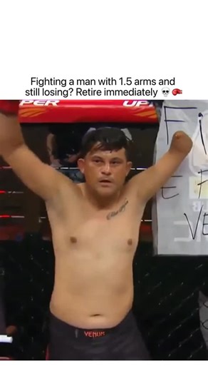 WizeSailor⚓️ on Instagram: "Bro need to get another job Like our content? Follow @wizesailor for more❤️ ⸻ Marney Maxx (also spelled Marney Max) is a Brazilian mixed martial artist and athlete best known for his extraordinary challenge: competing with a congenital amputation of his left arm, yet delivering stunning performances in the ring. He gained widespread recognition when he scored a first-round knockout, showing resilience, technique, and sheer will despite the physical disadvantage. His w