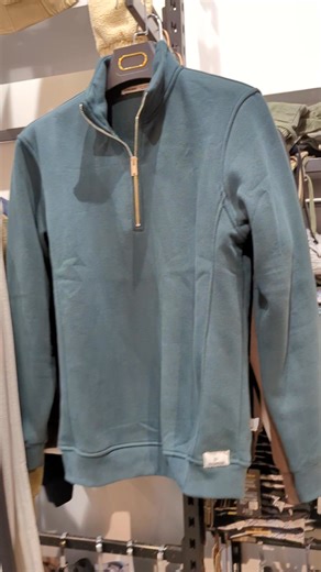 #british_style Jogging baggy : 140 dh Capuch 160 dh 📌 المحاميد الشكيلي ( إتجاه السوق إمام مسلم ) مرحبا ☎️ fix : 0617081148 أول فيديو فالصفحة إجيبك حتال المحل إنشاء الله 📍 GPS 👇👇 https://maps.app.goo.gl/t77T6r2LmhPUz2gx8 | British style