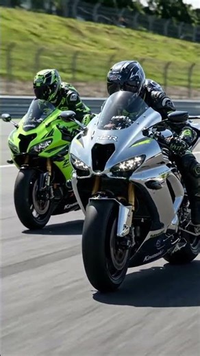 H2r 400 kmph versus zx10r 299 kmph |💀live war