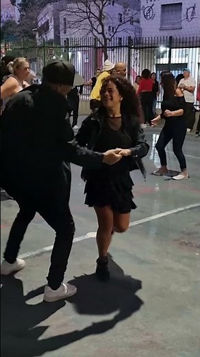 APRENDA DANÇAR SAMBA ROCK COM PROFESSOR SILVIO NOGUEIRA