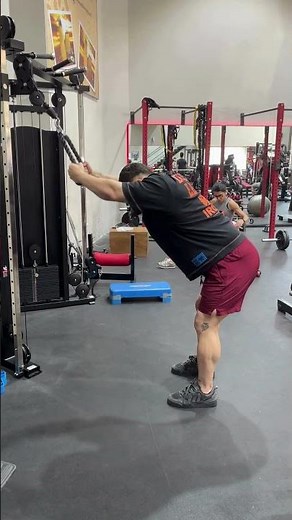 Pull over en polea alta