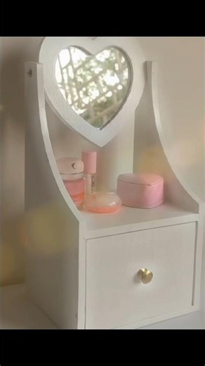 Small space? Get this cute mirror now 😭💕 #aestheticroom #budget #roomdecor