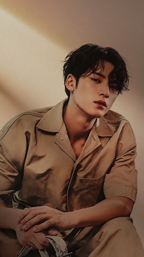 seventeen🤎 on Instagram: "You look so gorgeous 🤎 . . . . . . . . . . . . . . #mingyu #mingo #kimmingyu #mingyuseventeen #mingyukim#caratseventeen#김민규 #svtedit#fyp#svtcarat#민규 #seventeenmingyu#mingyuedit#캐럿 #seventeen #korea #kpop #trending"