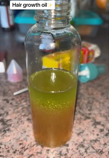 Guys, I was testing the algorithm and let me tell you - it has changed. A lot. Please tell me what’s happening. #hairgrowthjourney #hairgrowthoil #placenta #bergamot #bayrum #explore #tiktoknamibia🇳🇦 #tiktoksa🇿🇦 #naturalhairtiktok
